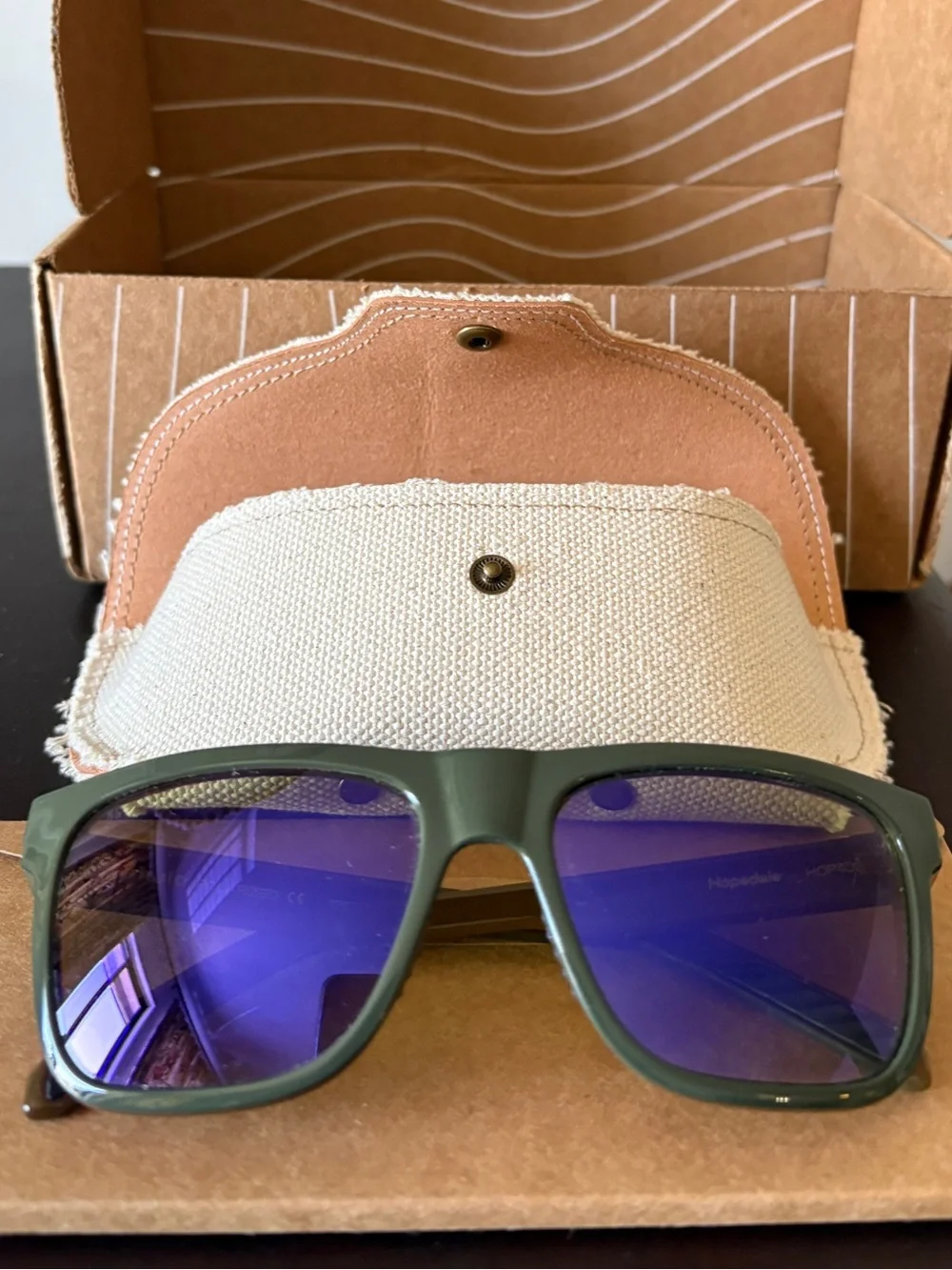 NEW Bajio Hopedale Sunglasses Gray Gloss w Violet Mirror Polarized Glass Lenses